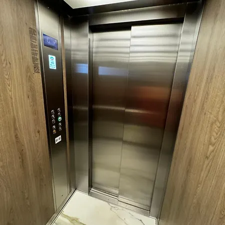 Mar 14 Apartment *