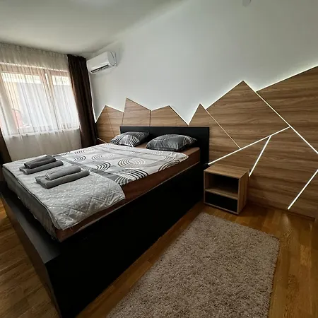 Mar 14 Apartment *