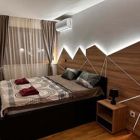 Mar 14 Apartment