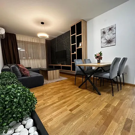 Mar 14 Apartment