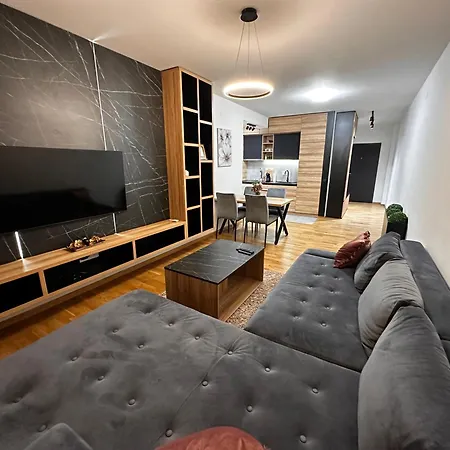 Mar 14 Apartment *