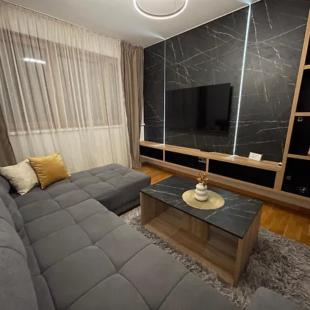 Mar 14 Apartment *